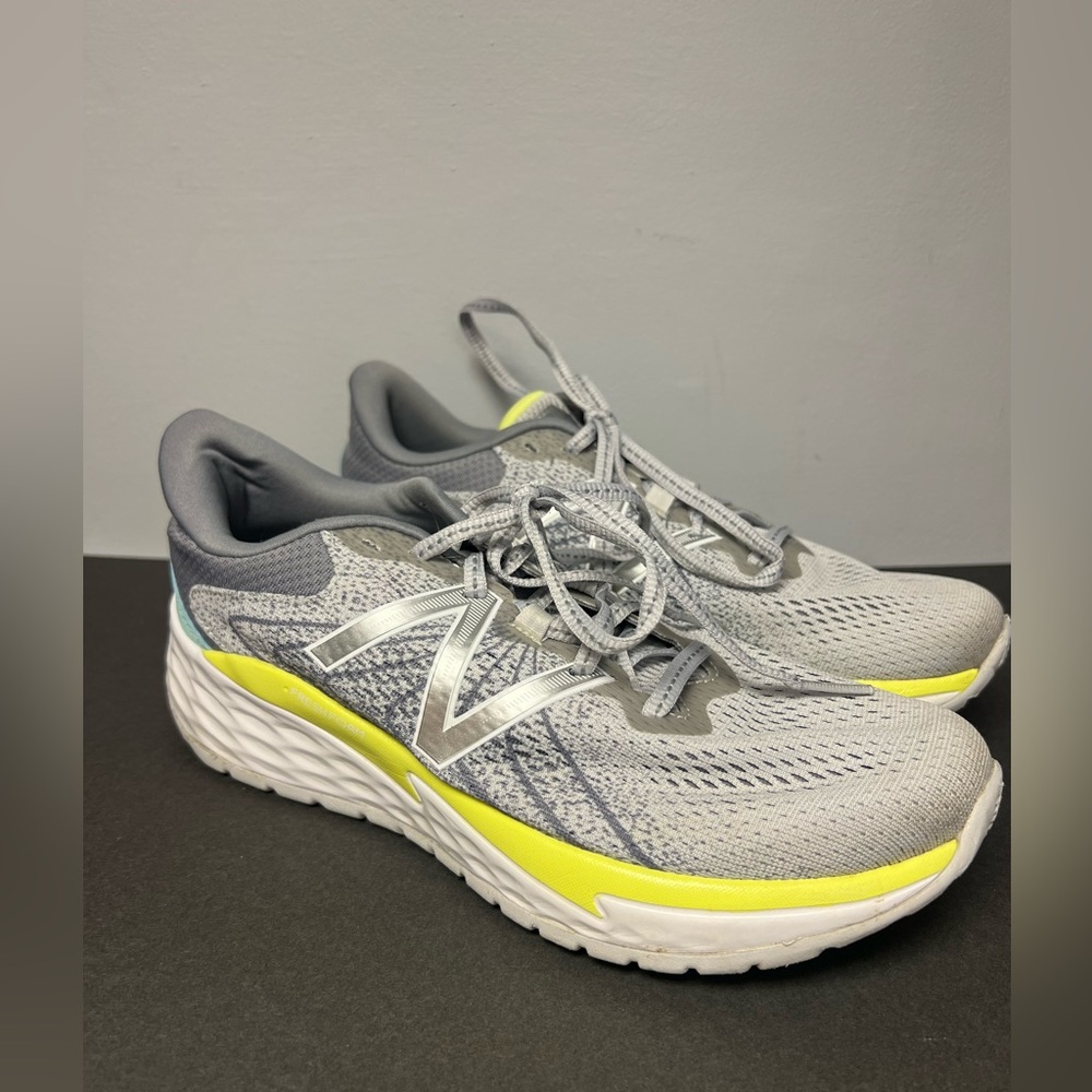 New Balance- Fresh Foam-Evare Womens‎ Shoes, Size:8.5, Pre-Owned